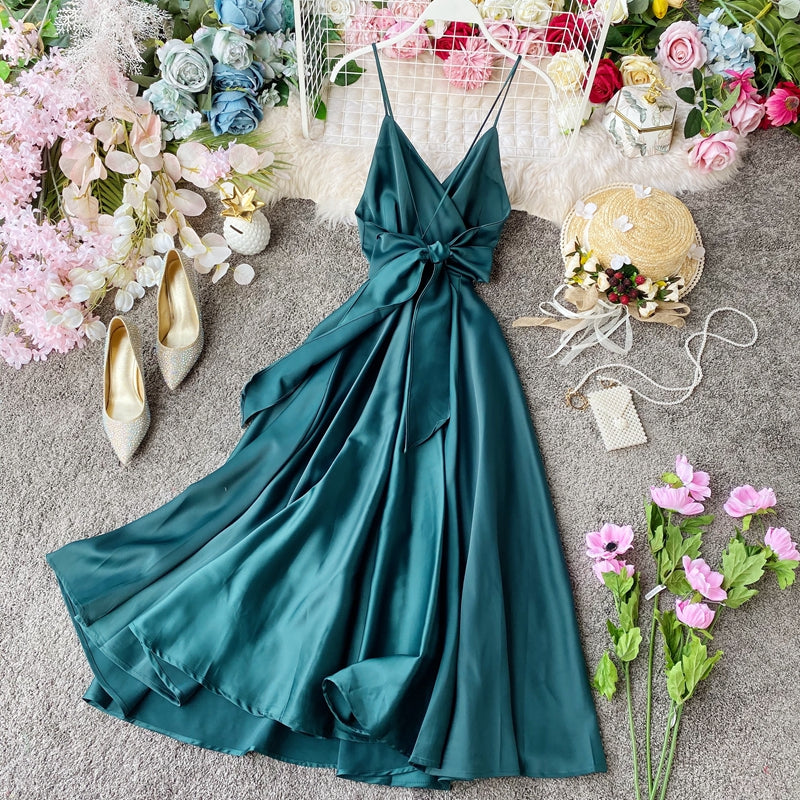 Elegantes A-Linienkleid aus Satin mit V-Ausschnitt Modekleid 10857