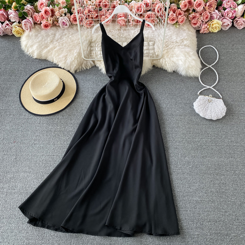 Einfaches kurzes Kleid mit V-Ausschnitt A-Linie Modekleid 10879