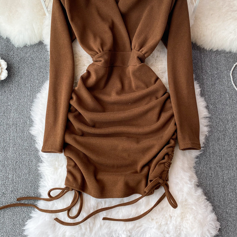 Robe sexy à manches longues et col en V 10842 