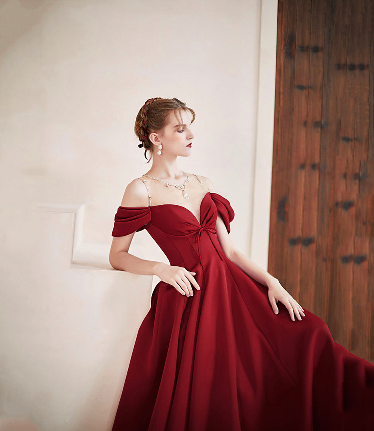 Langes Ballkleid aus Burgund-Satin A-Linie Abendkleid 10578