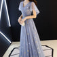 Blaues langes Ballkleid aus Tüll mit V-Ausschnitt blaues Abendkleid 10640