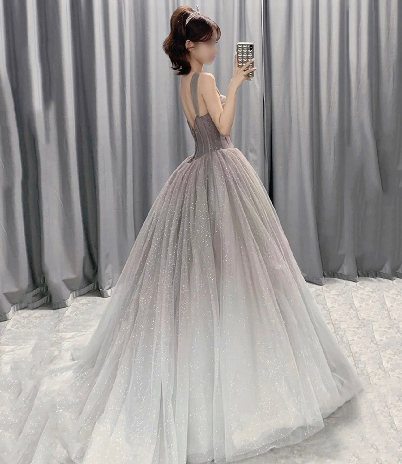 Langes Ballkleid aus grauem Tüll mit Pailletten A-Linie Abendkleid 10564