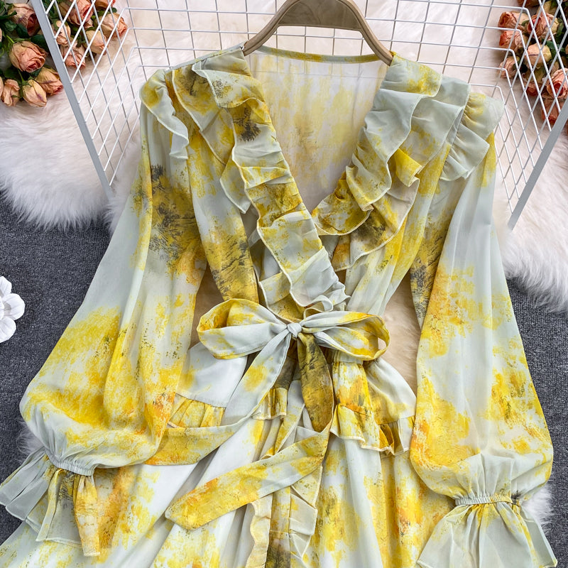 Süßes kurzes Kleid mit V-Ausschnitt A-Linie Modekleid 10669