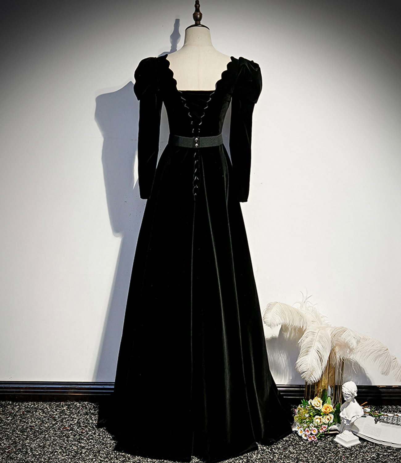 Langes Ballkleid aus schwarzem Samt Abendkleid in A-Linie 10330