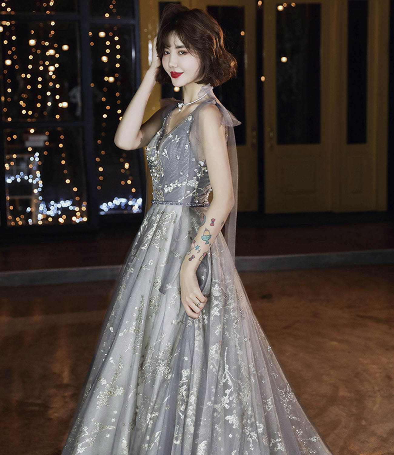 Langes Ballkleid aus grauem Tüll mit Pailletten A-Linie Abendkleid 10436