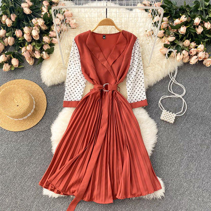 Süßes Langarmkleid mit V-Ausschnitt A-Linie Modekleid 10667