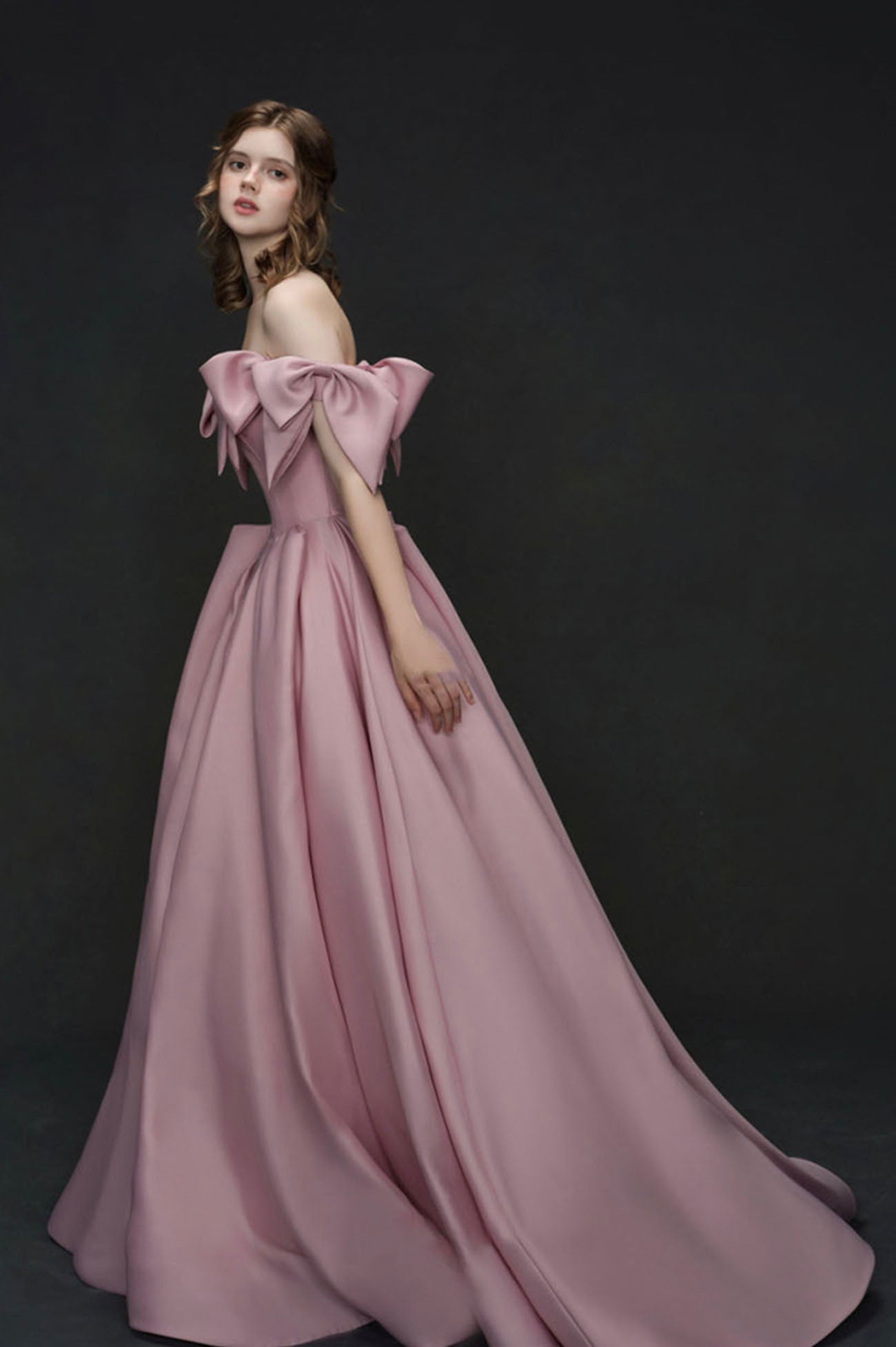 Robe de bal longue en satin rose avec nœud au design unique, robe de princesse 10585
