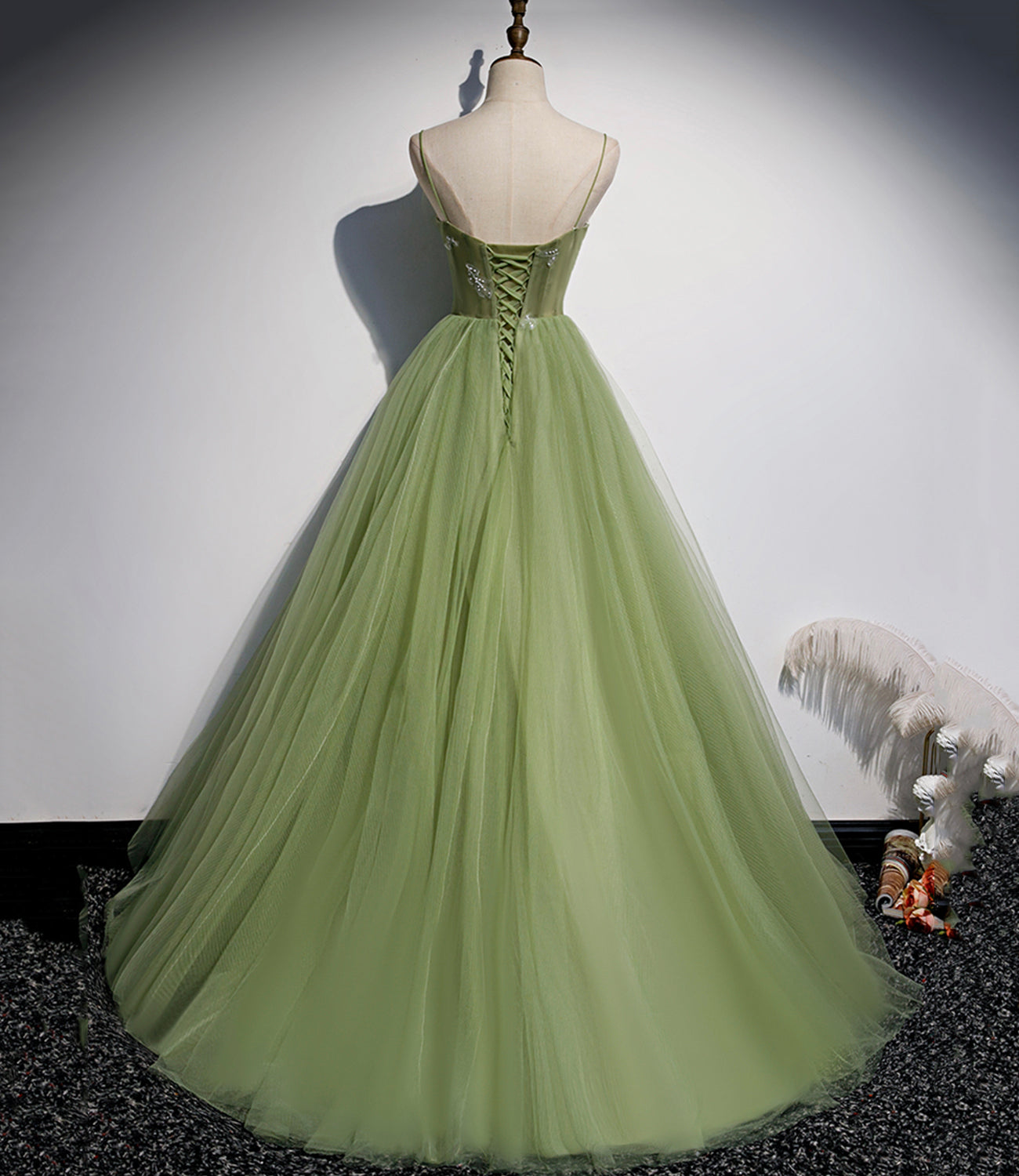 Grünes langes Ballkleid aus Tüll Abendkleid in A-Linie 10651