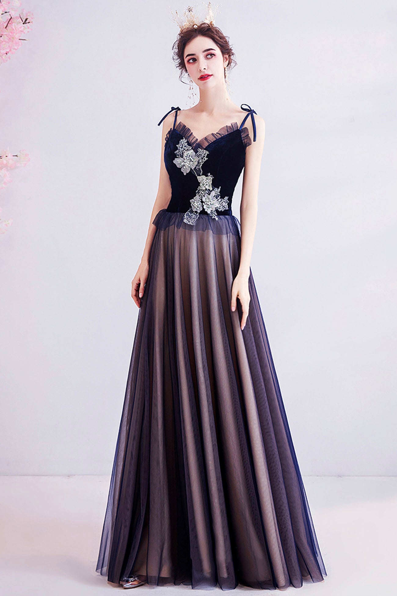 Robe de soirée longue en tulle bleu et dentelle 10617