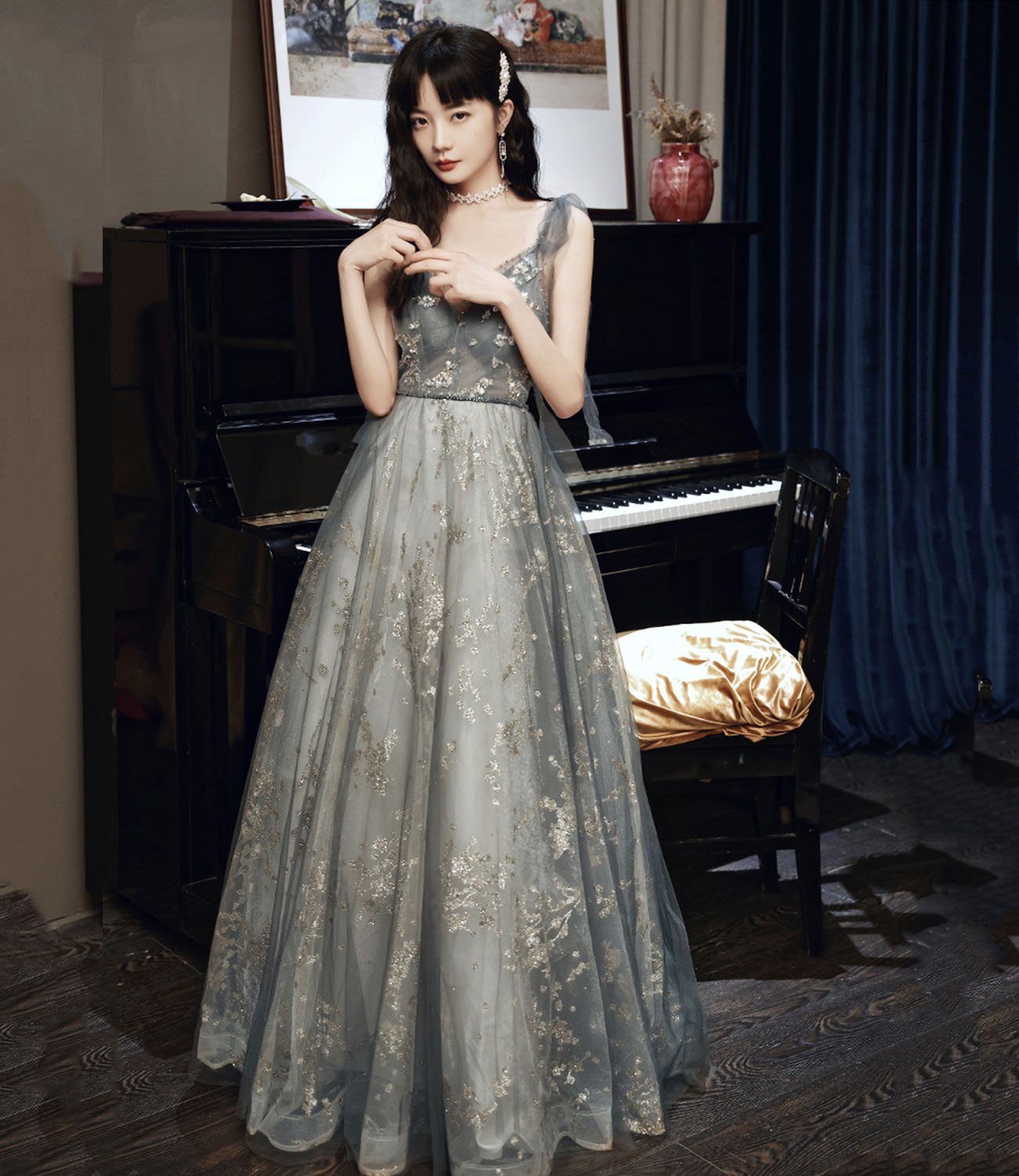 Robe de soirée trapèze en tulle gris à paillettes 10433