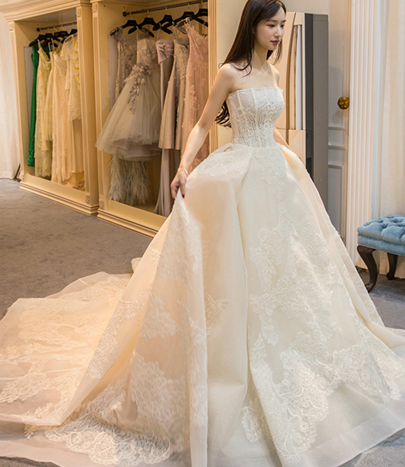 Robe de soirée longue en tulle et dentelle champagne 10367