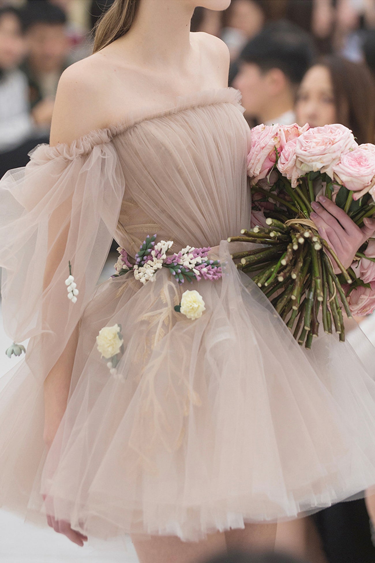 Robe de bal courte en tulle et dentelle mignonne 10346