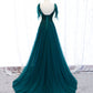 Wunderschönes, exquisites, mit Perlen besetztes, langes A-Linien-Ballkleid aus Tüll in Grün 10357