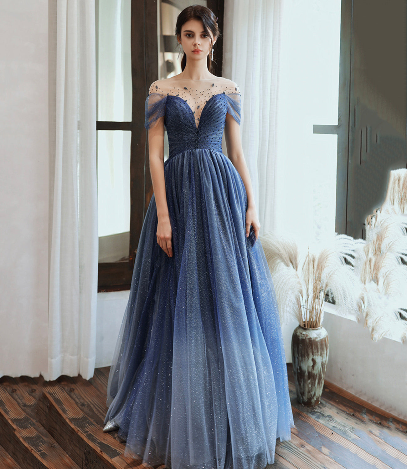 Langes Ballkleid aus blauem Tüll mit Pailletten blaues Abendkleid 10477