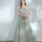 Robe de soirée longue en tulle vert et dentelle 10379