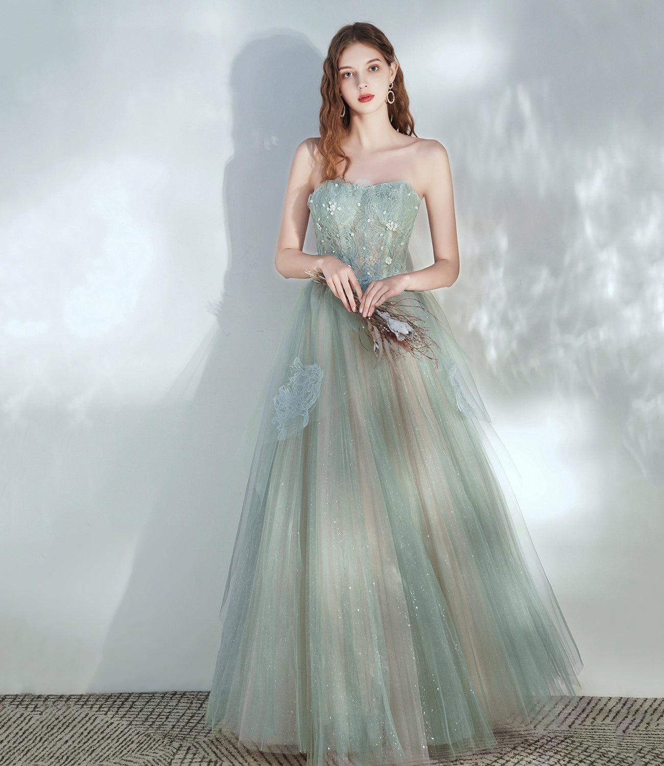 Robe de soirée longue en tulle vert et dentelle 10379