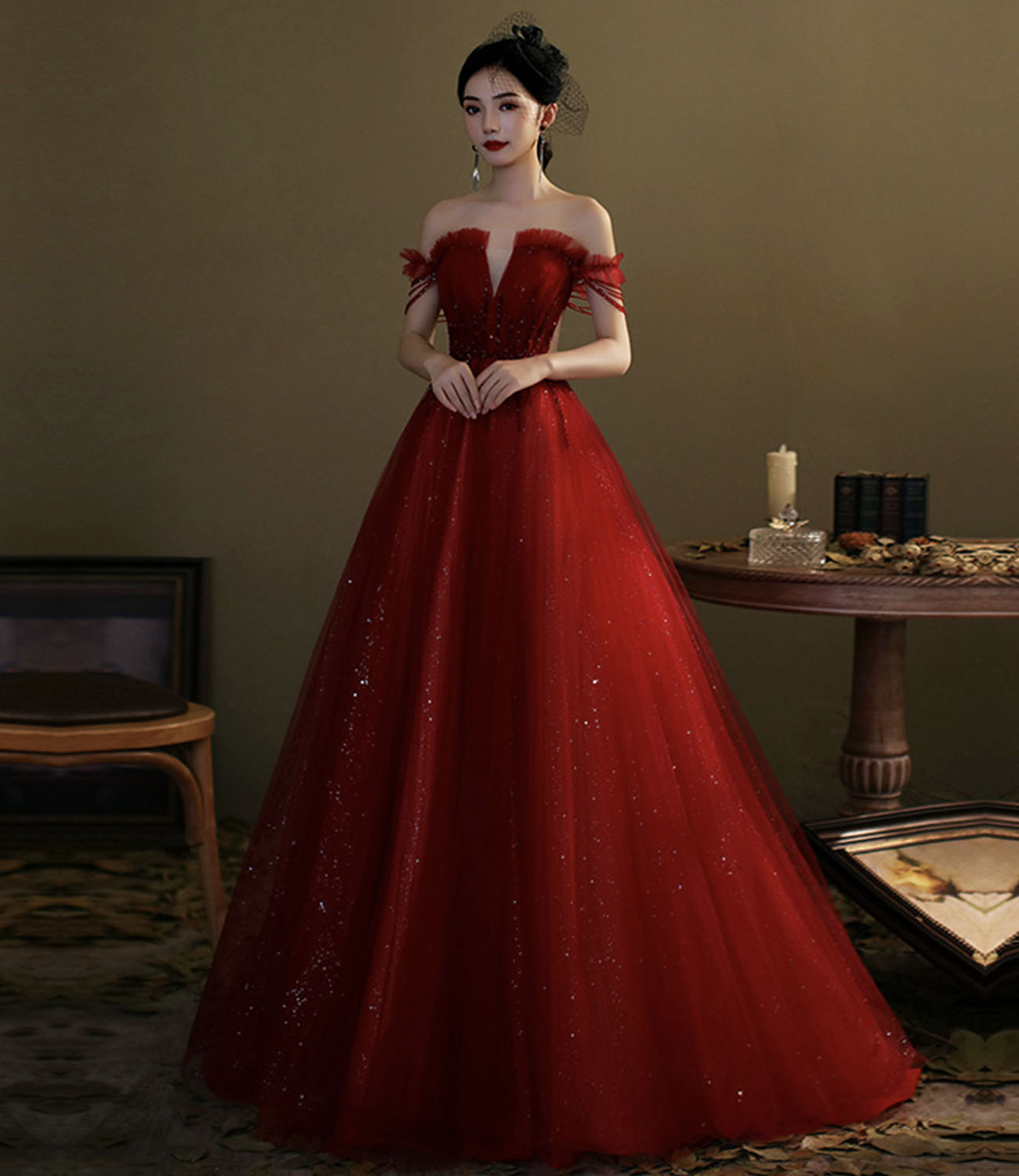 Langes Ballkleid Abendkleid aus rotem Tüll mit Pailletten 10276