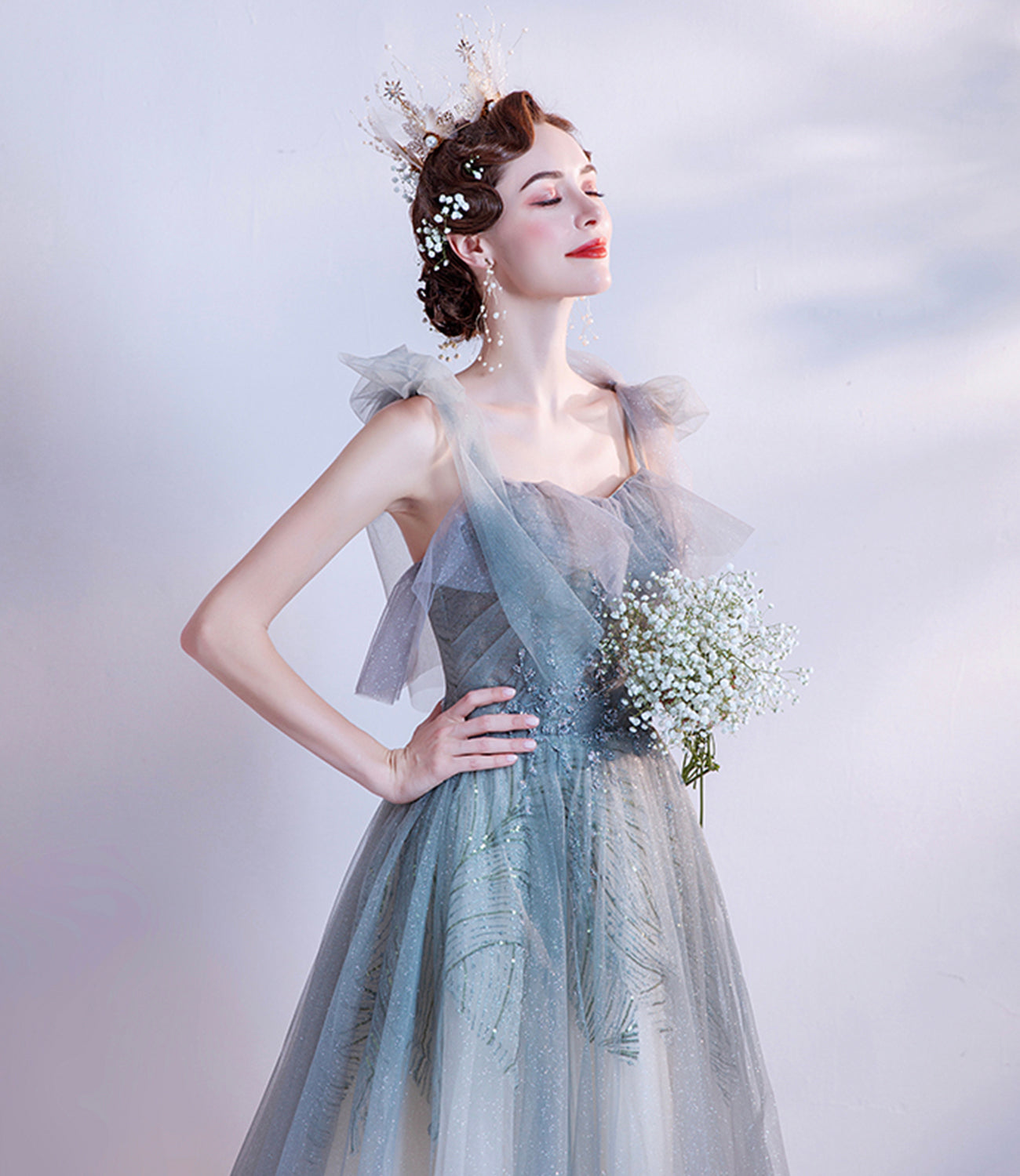 Robe de soirée longue en tulle à paillettes et jolie ligne A 10227