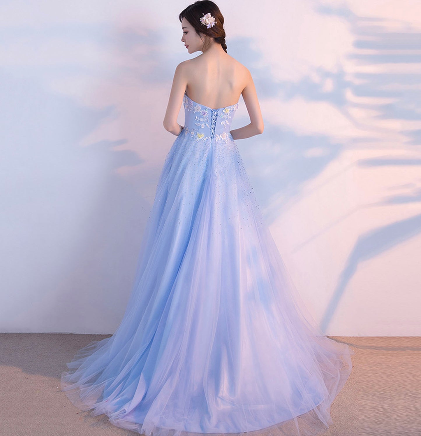 Robe de soirée longue en tulle bleu et dentelle 10211