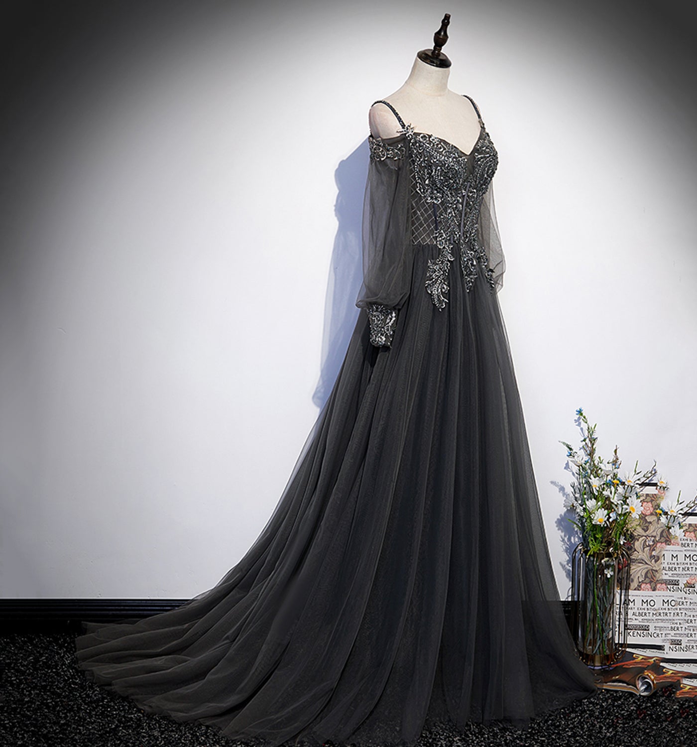 Langes Ballkleid aus grauer Tüllspitze A-Linie Abendkleid 10109