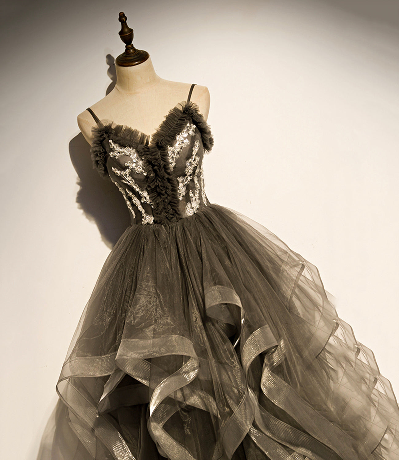 Robe de soirée longue en tulle gris 8824