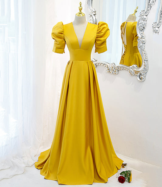 Robe de soirée longue en satin jaune 8847
