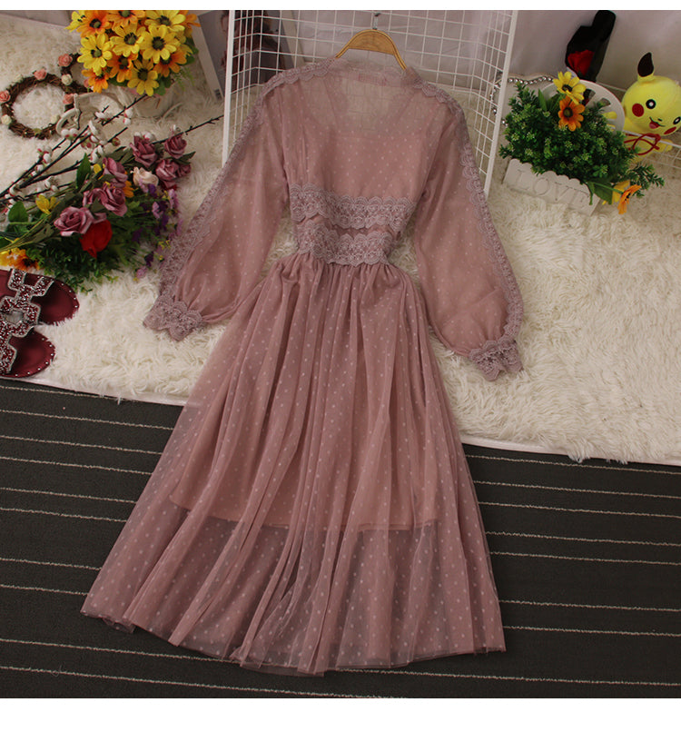 Robe mignonne à manches longues en dentelle Robe tendance 10958