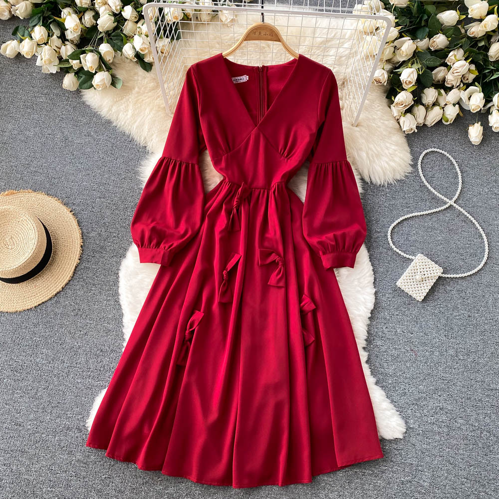 Robe mignonne à manches longues et col en V Robe trapèze tendance 10850