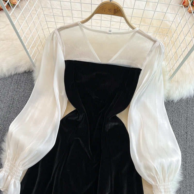 Süßes Langarmkleid mit V-Ausschnitt und Schleife Schwarzes Modekleid 10883