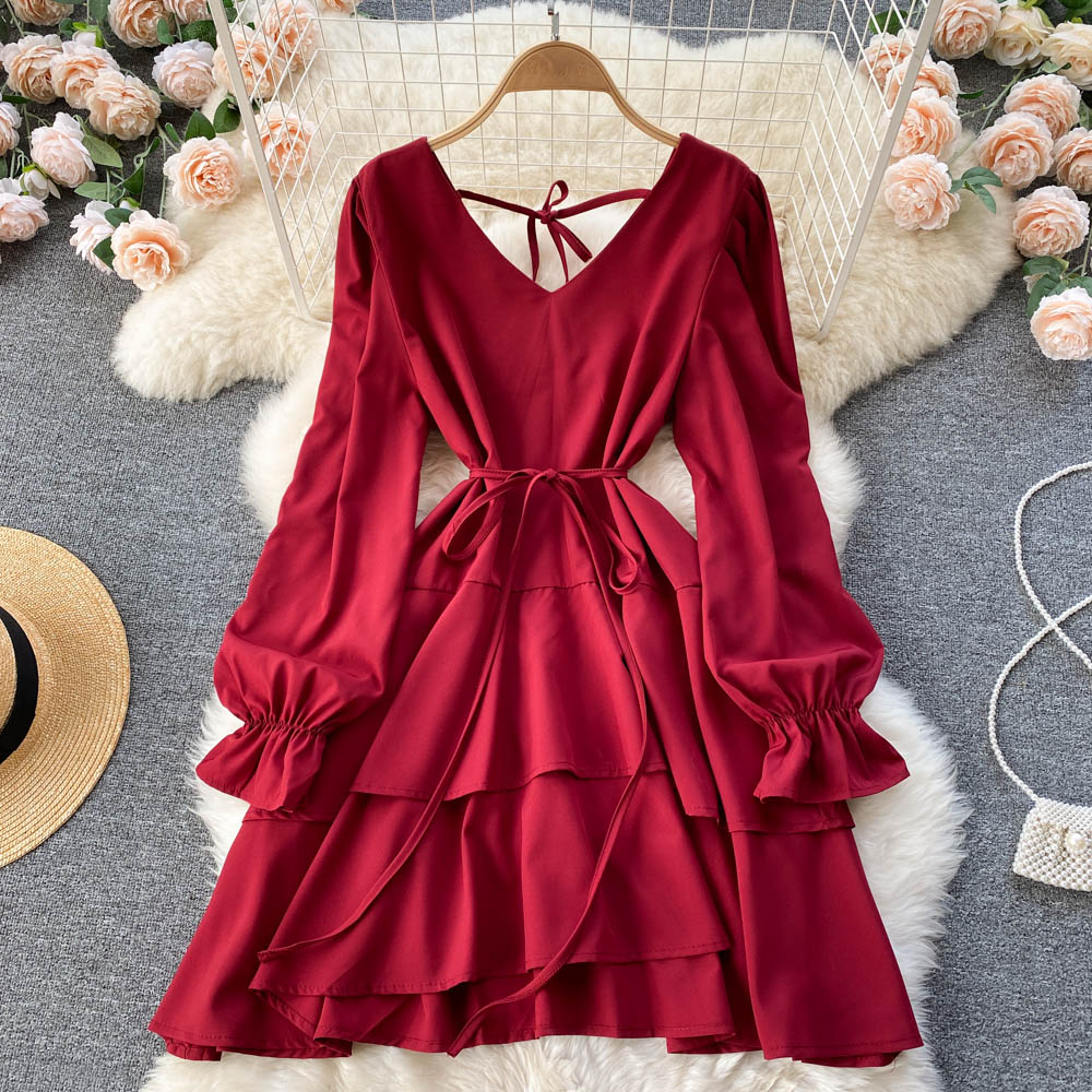 Robe simple à manches longues et col en V Robe tendance 10775