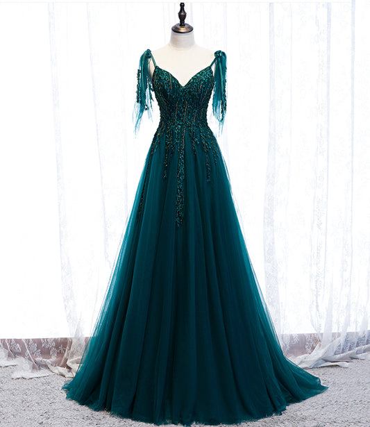 Wunderschönes, exquisites, mit Perlen besetztes, langes A-Linien-Ballkleid aus Tüll in Grün 10357