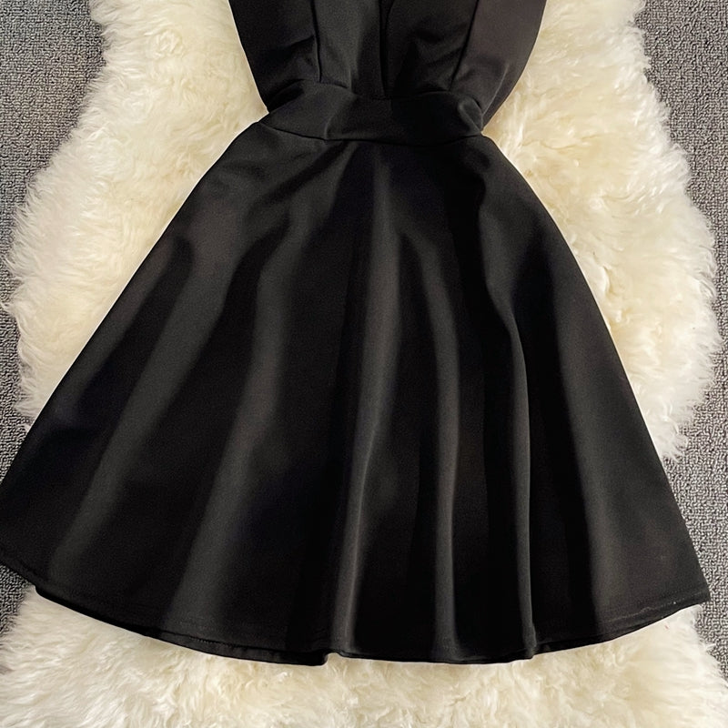 Süßes kurzes A-Linien-Kleid One-Shoulder-Kleid 10809