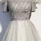 Langes Ballkleid aus silbernem Tüll, formelles Kleid 8598