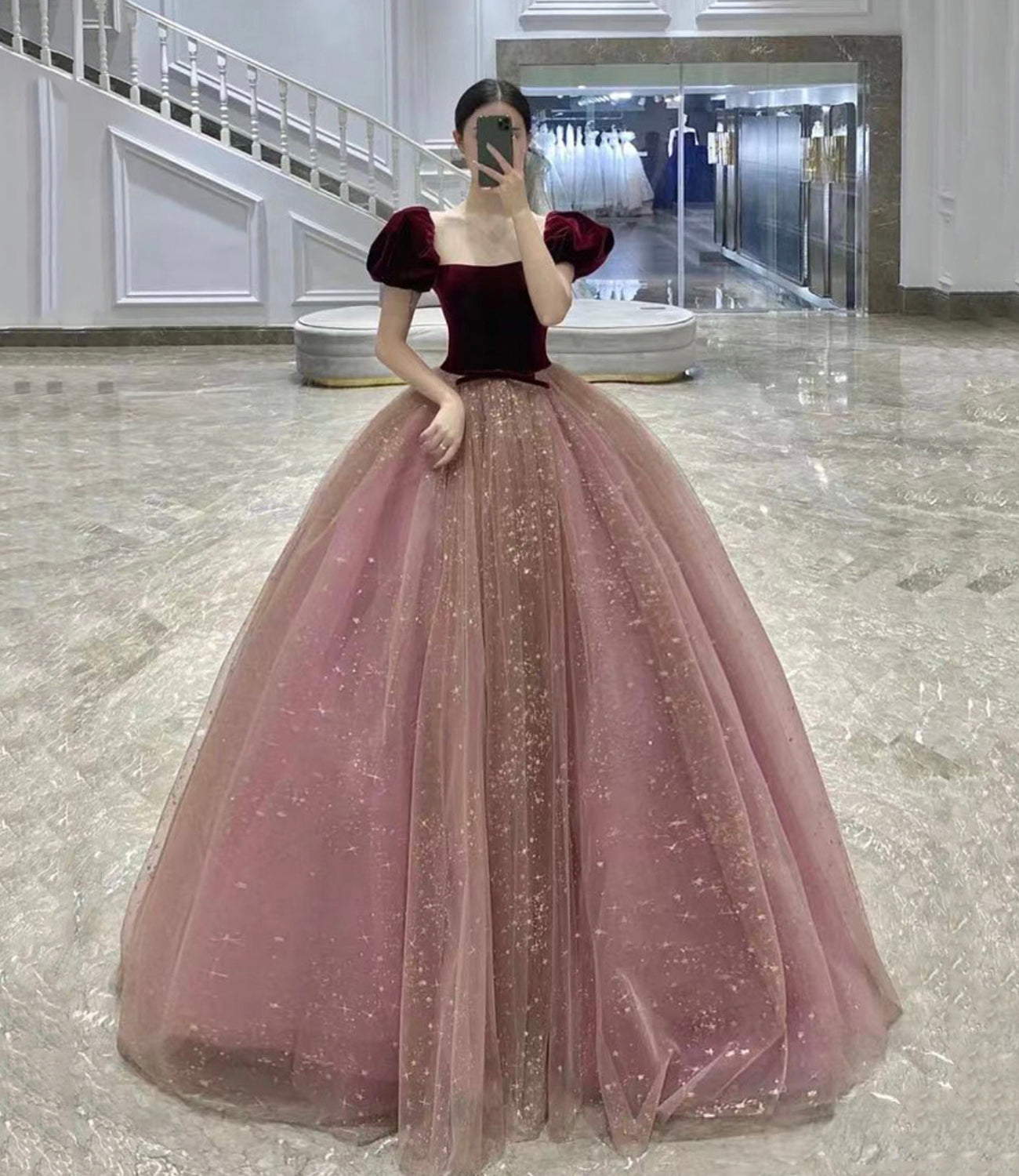 Süßes langes Ballkleid aus Samt-Tüll A-Linie Abendkleid 10516