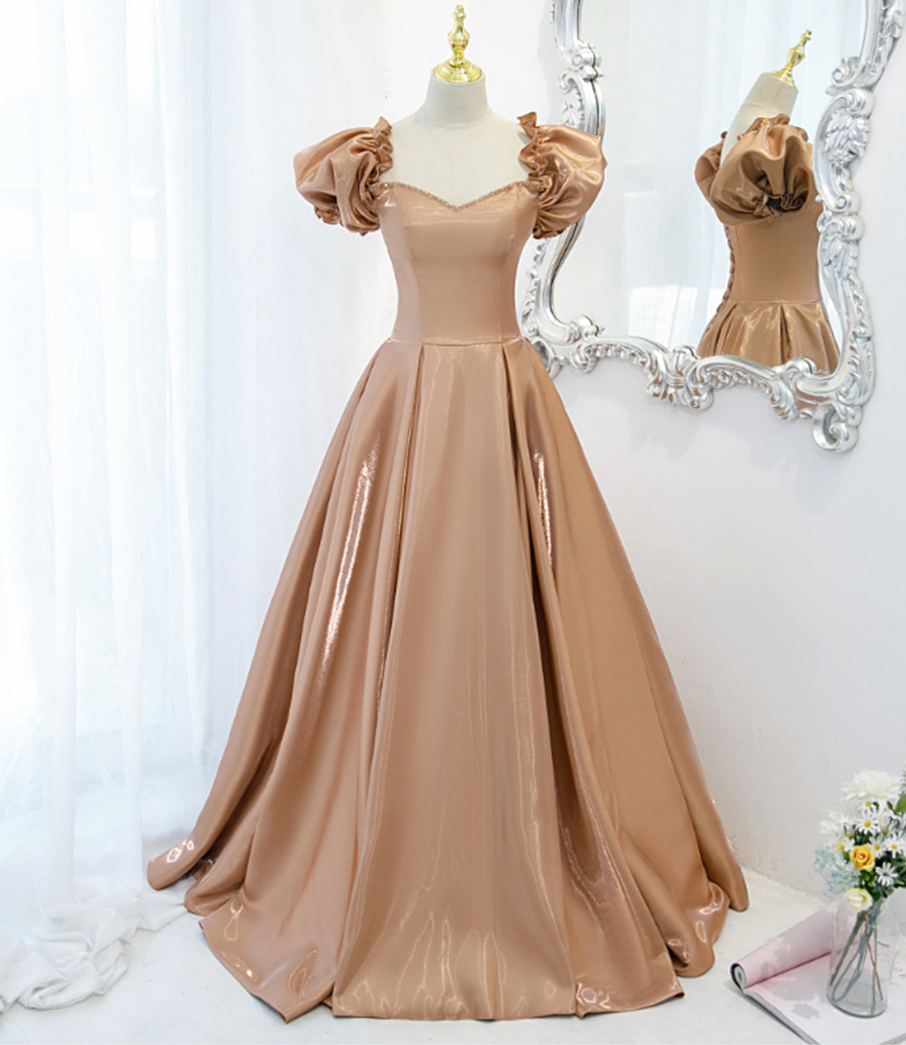 Robe de soirée longue en satin avec jolie ligne A 8813