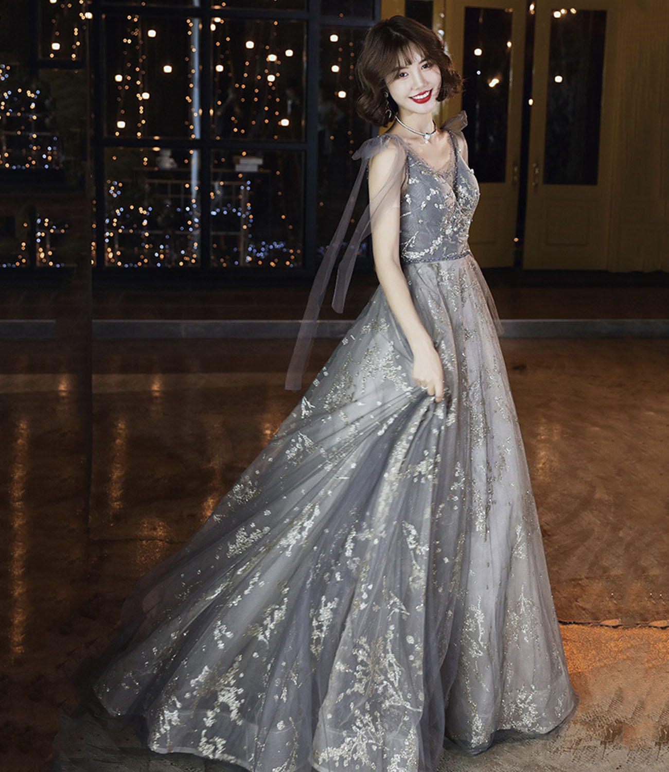 Langes Ballkleid aus grauem Tüll mit Pailletten A-Linie Abendkleid 10436