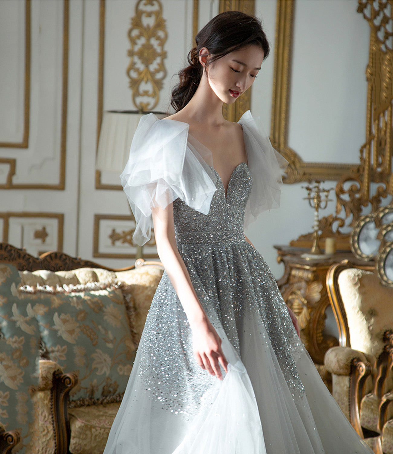 Langes Ballkleid aus grauem Tüll mit Pailletten A-Linie Abendkleid 10574