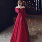 Langes Ballkleid aus bordeauxroter Spitze Abendkleid in A-Linie 10213