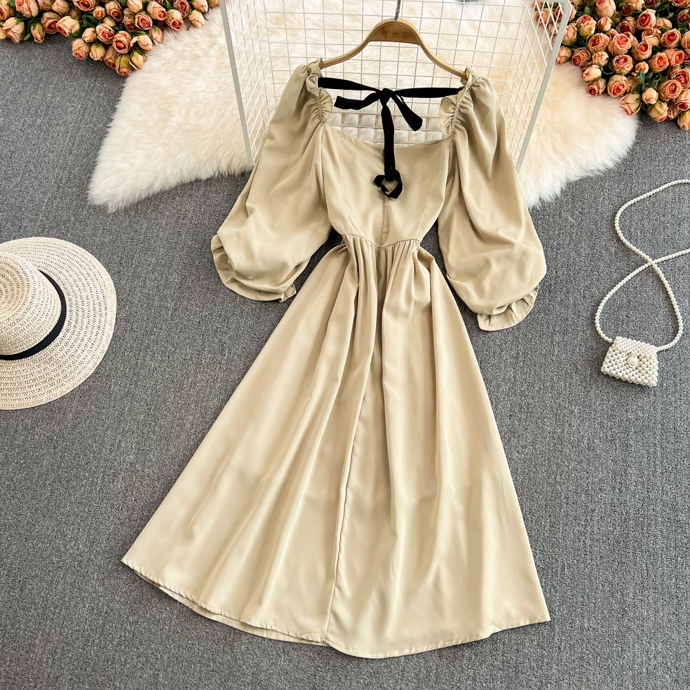 Süßes Kleid mit Schleife und Puffärmeln 10724