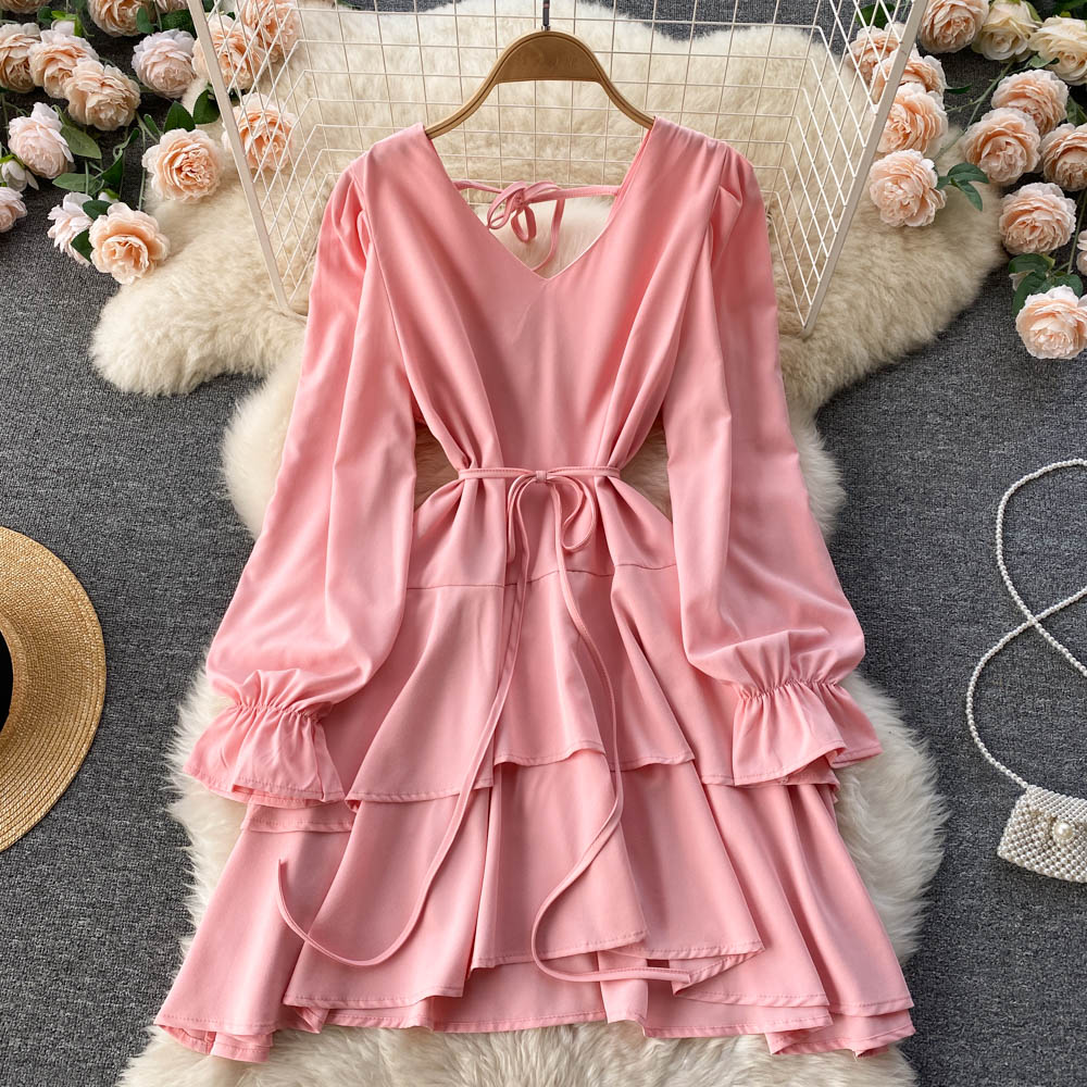 Robe simple à manches longues et col en V Robe tendance 10775