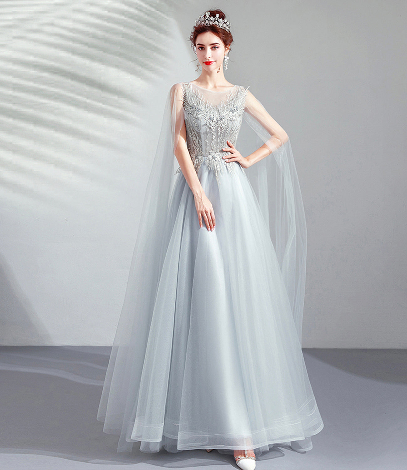 Robe de soirée longue en tulle et dentelle grise Robe de soirée trapèze 10509
