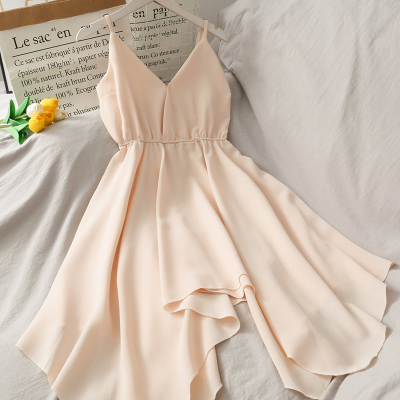 Robe courte irrégulière à col en V mignonne Robe trapèze tendance 10675