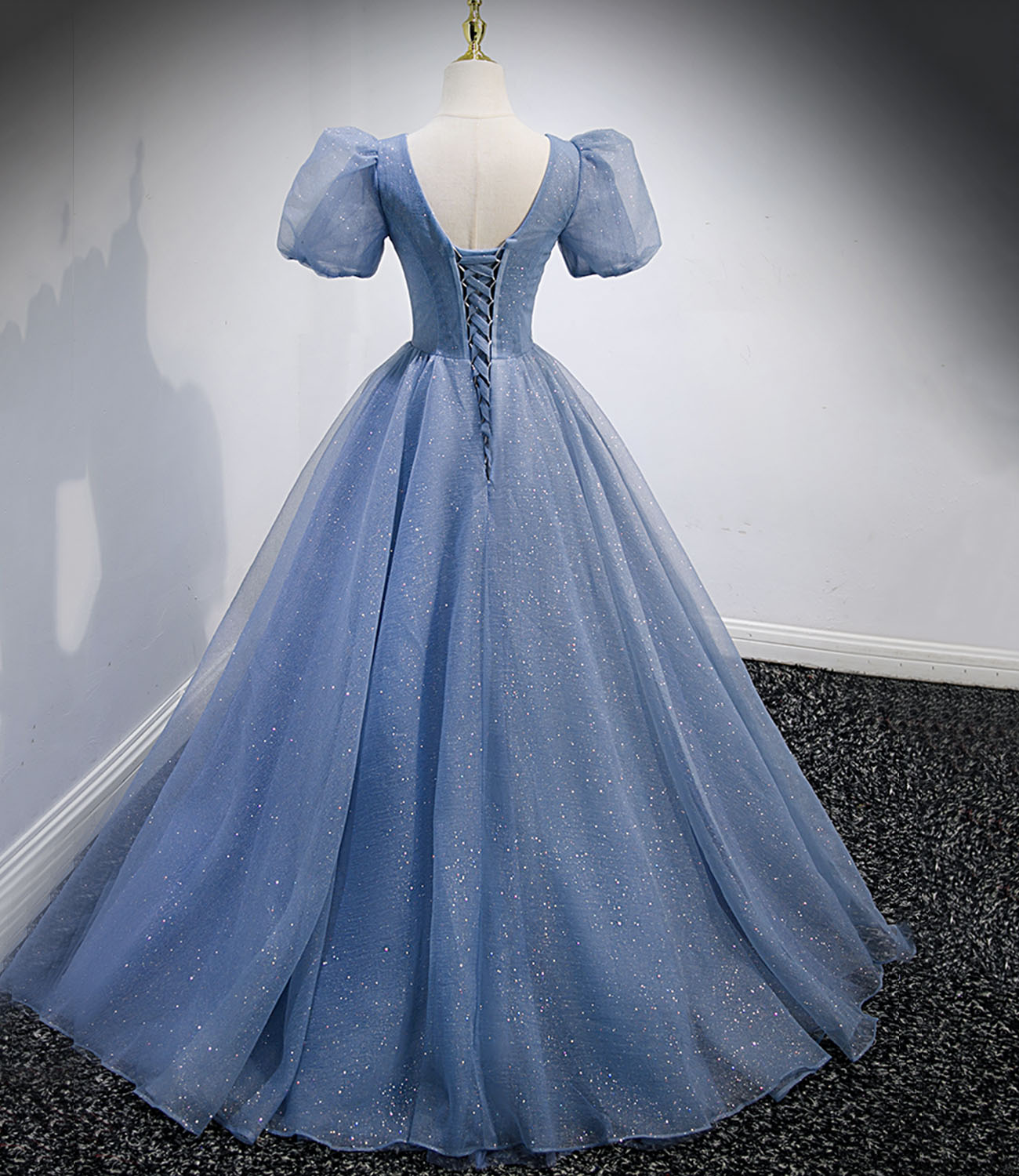 Robe de soirée longue en tulle bleu à paillettes 10159