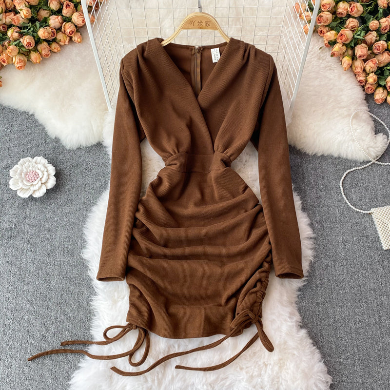 Robe sexy à manches longues et col en V 10842 