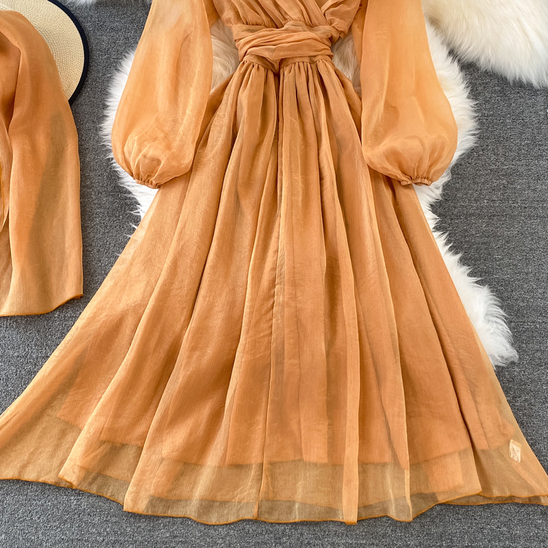 Süßes weiches Chiffonkleid mit V-Ausschnitt, modisches Mädchenkleid und Schal 10791