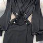 Robe noire à manches longues et col en V 10843 