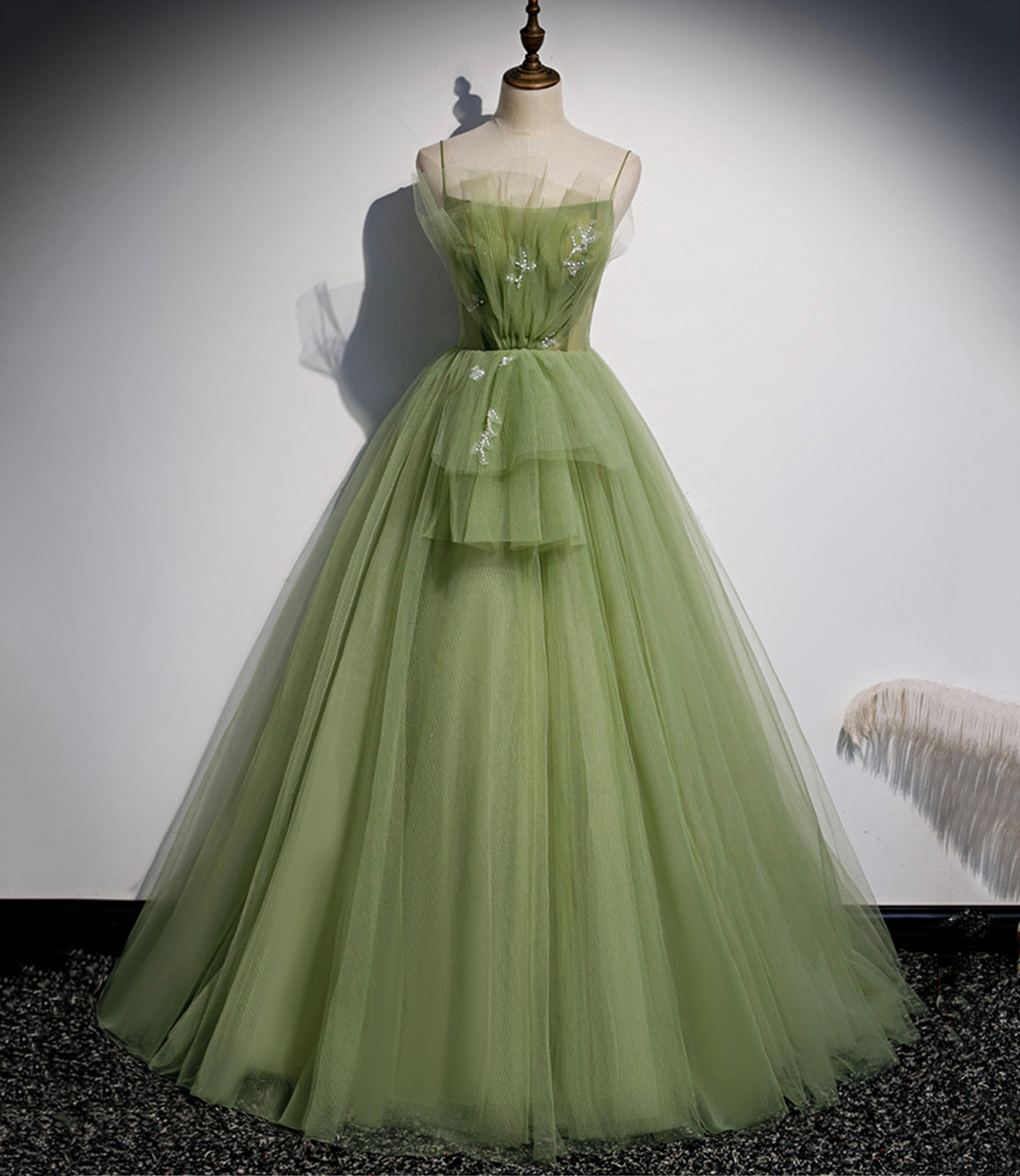 Grünes langes Ballkleid aus Tüll Abendkleid in A-Linie 10651