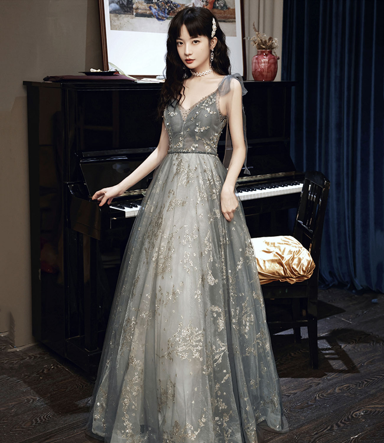Robe de soirée trapèze en tulle gris à paillettes 10433