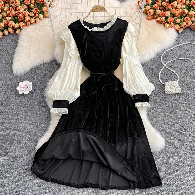 Schwarzes Samtkleid mit langen Ärmeln Modekleid 10954