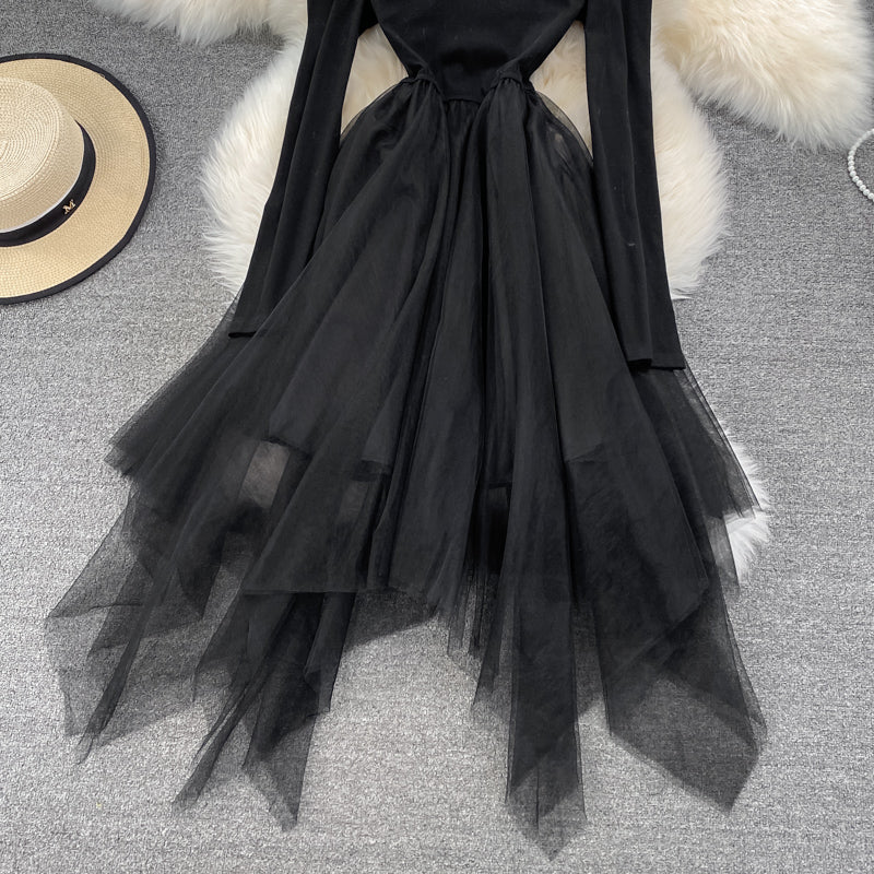 Schwarzes unregelmäßiges langärmliges schulterfreies Kleid Modekleid 10872
